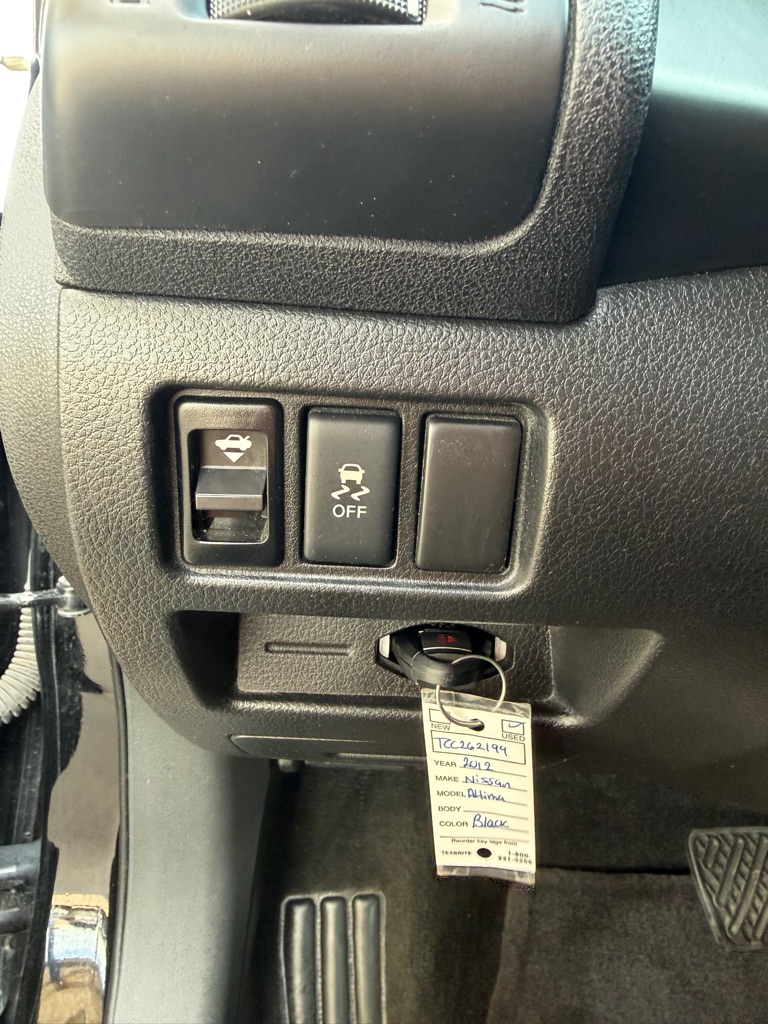 Photo 9 of this NISSAN ALTIMA