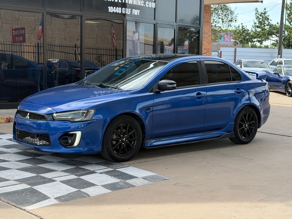 Photo 2 of this MITSUBISHI LANCER