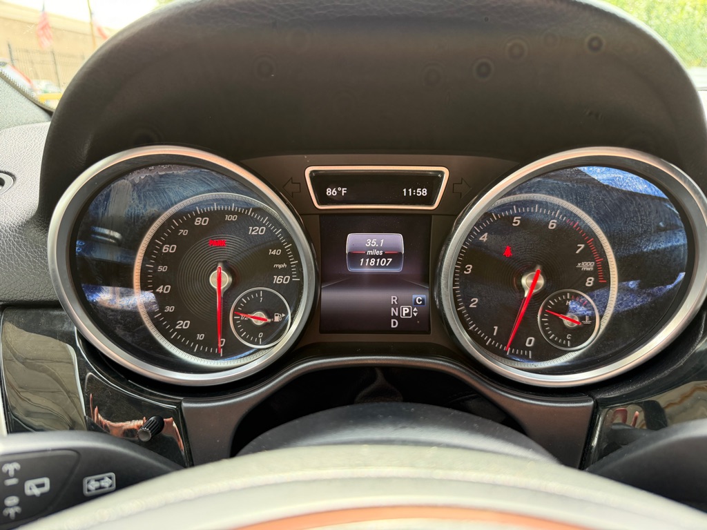 Photo 9 of this MERCEDES-BENZ GLE