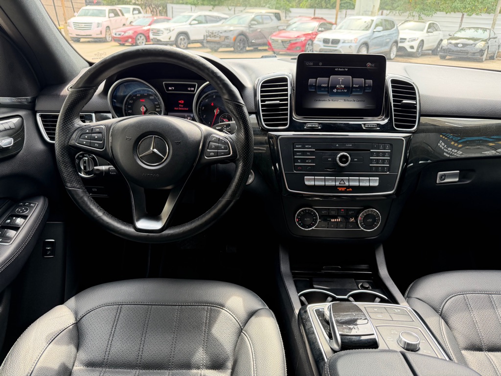 Photo 16 of this MERCEDES-BENZ GLE