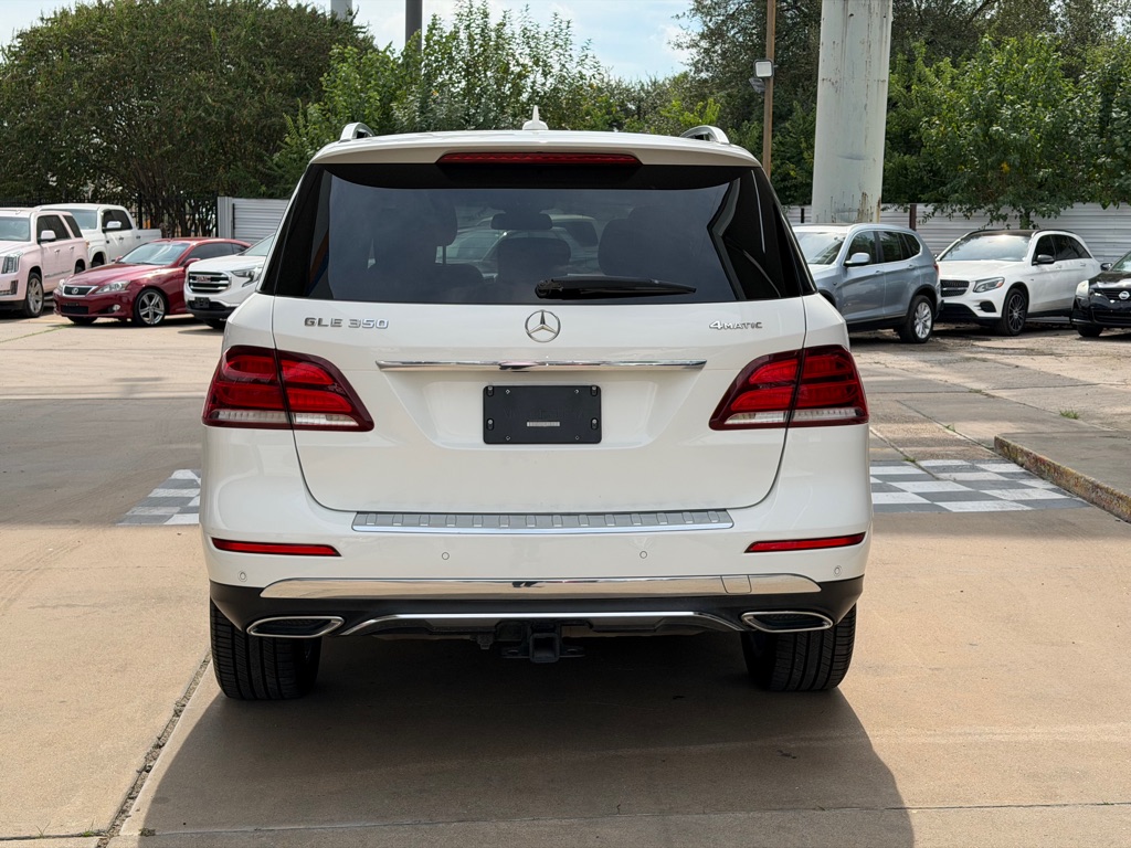 Photo 4 of this MERCEDES-BENZ GLE
