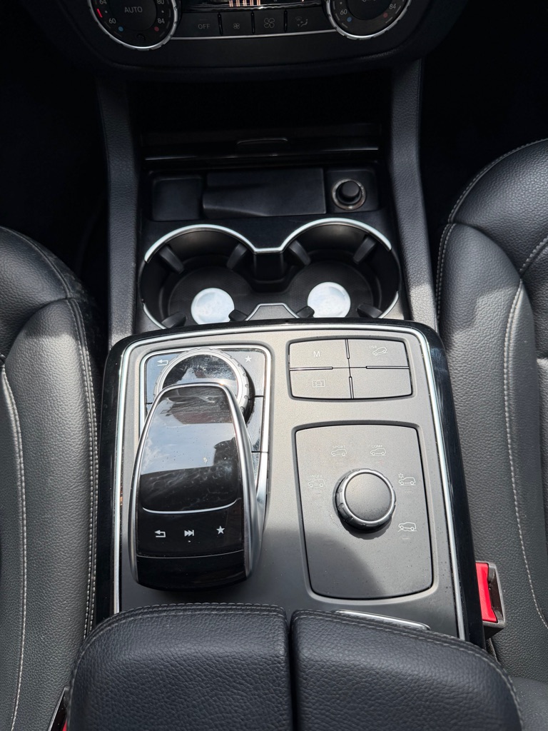 Photo 18 of this MERCEDES-BENZ GLE