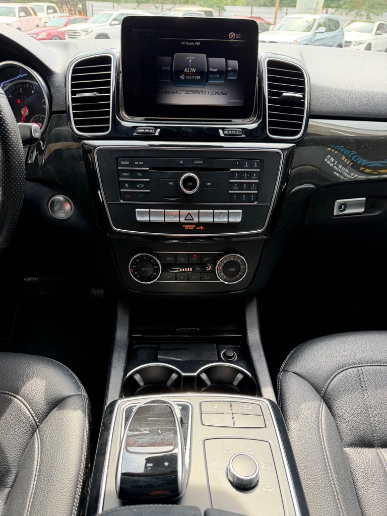 Photo 17 of this MERCEDES-BENZ GLE