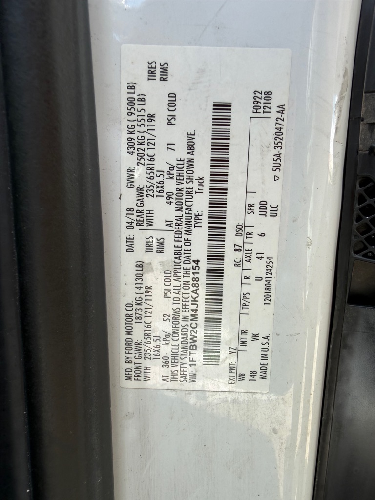 Photo 22 of this FORD TRANSIT