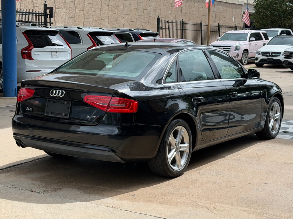 Photo 5 of this AUDI A4