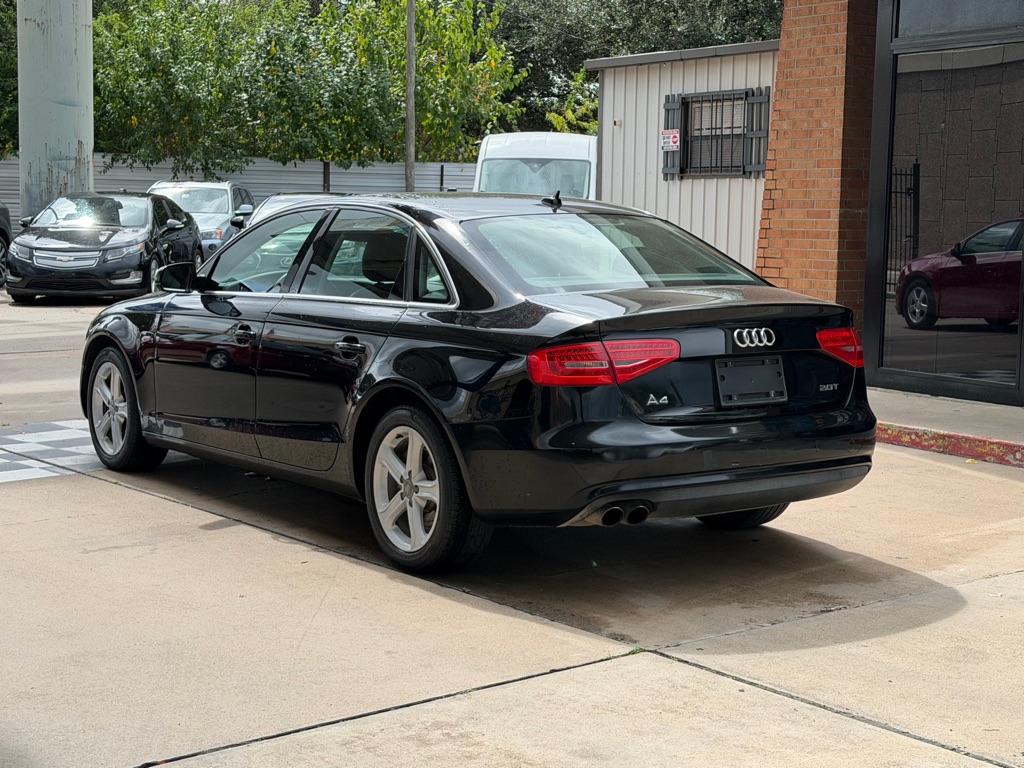 Photo 3 of this AUDI A4