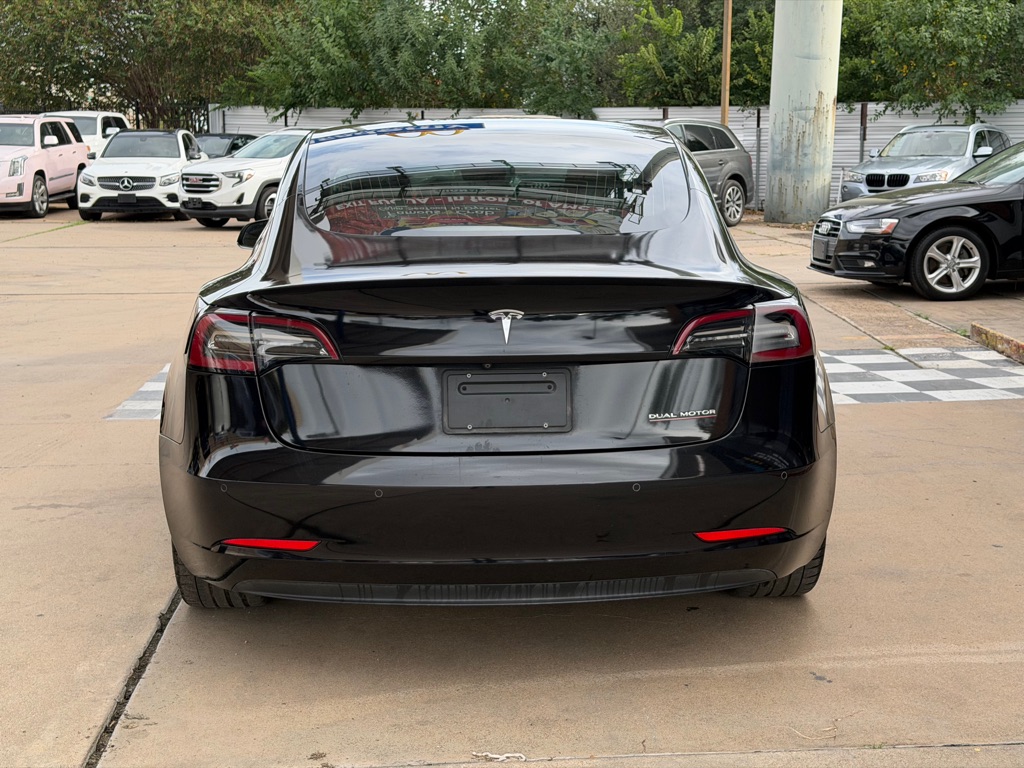 Photo 4 of this TESLA MODEL 3