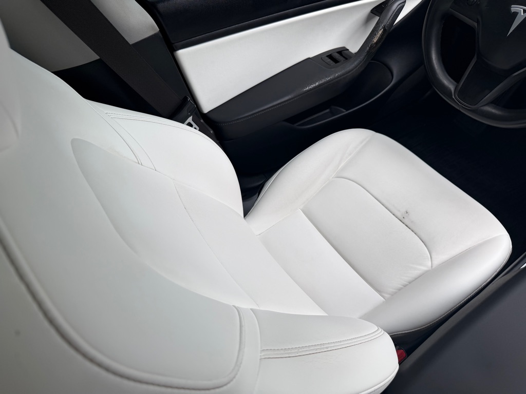 Photo 15 of this TESLA MODEL 3