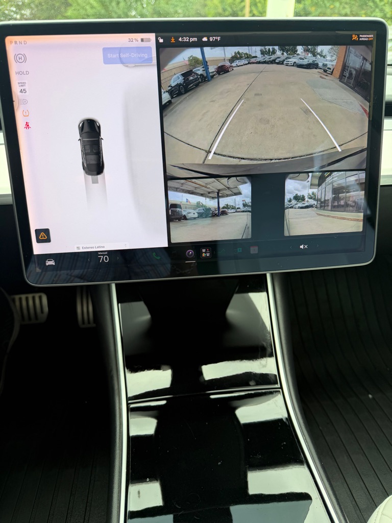 Photo 11 of this TESLA MODEL 3