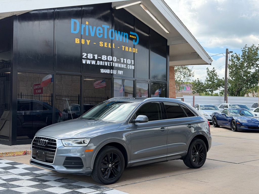 2016 AUDI Q3
