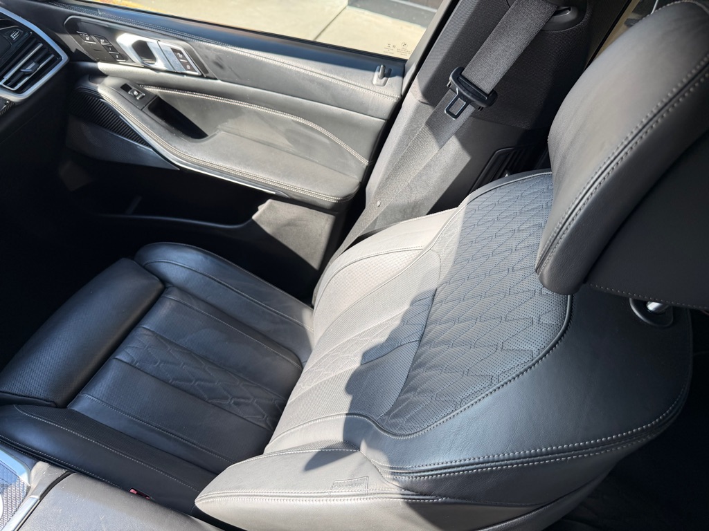Photo 13 of this BMW X5