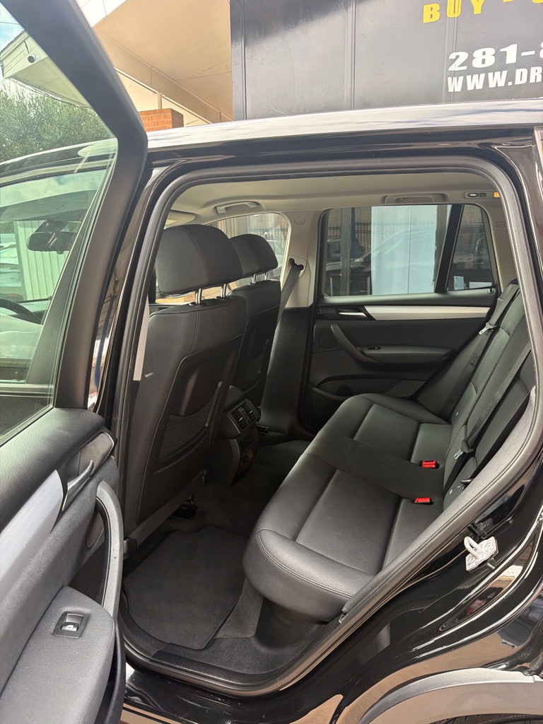 Photo 9 of this BMW X3