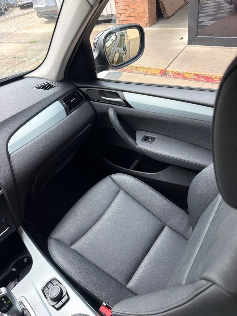 Photo 12 of this BMW X3
