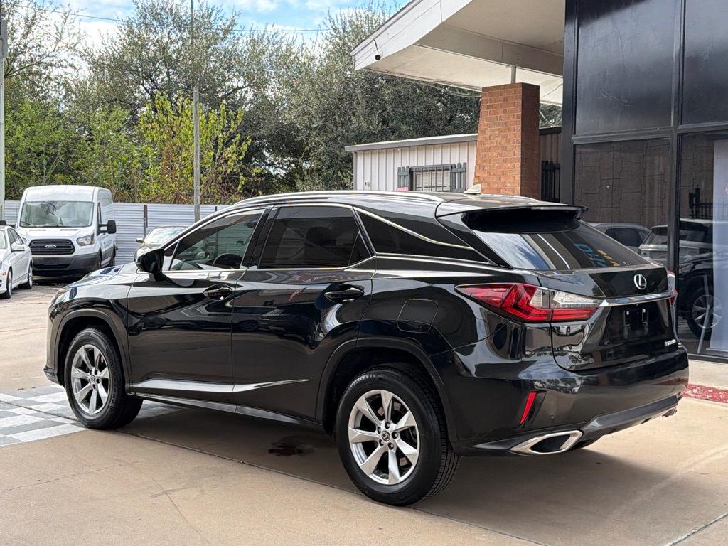 Photo 3 of this LEXUS RX
