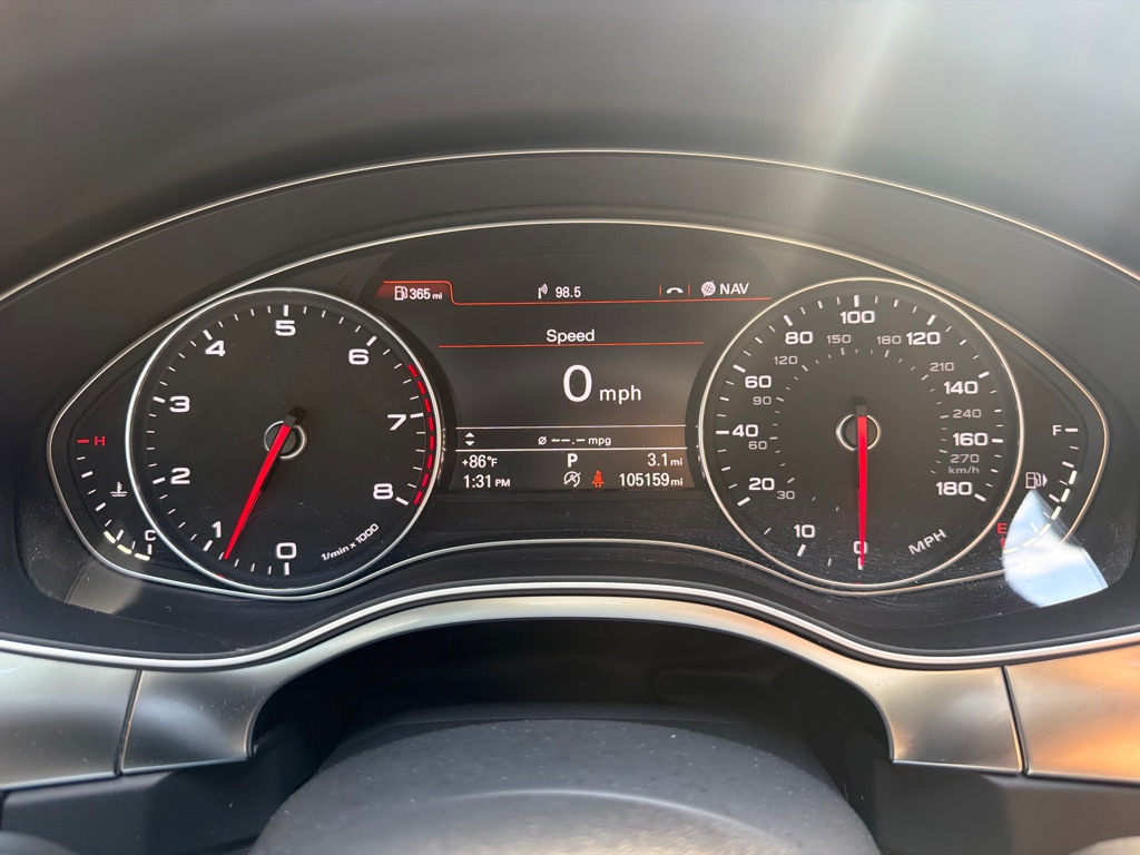 Photo 15 of this AUDI A6