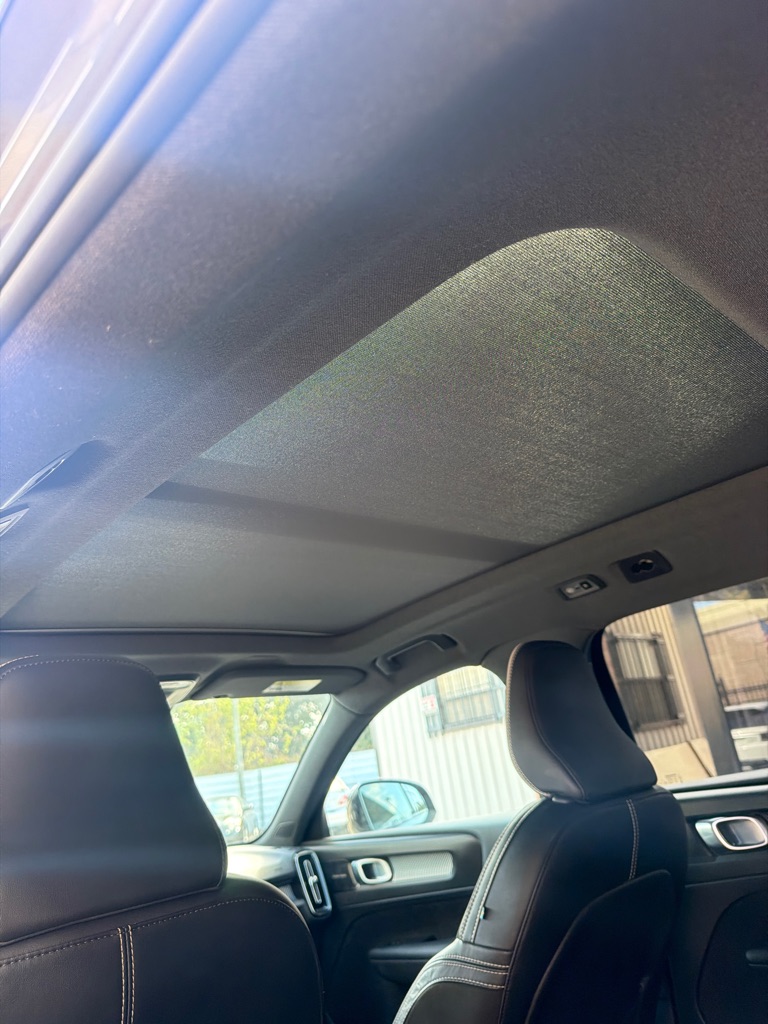 Photo 10 of this VOLVO XC40
