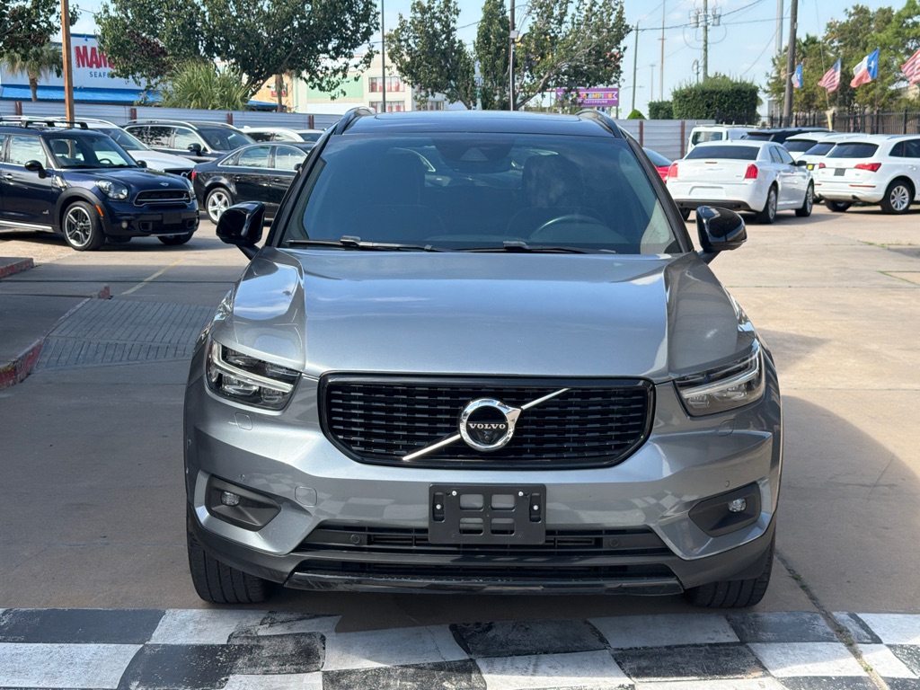 Photo 7 of this VOLVO XC40