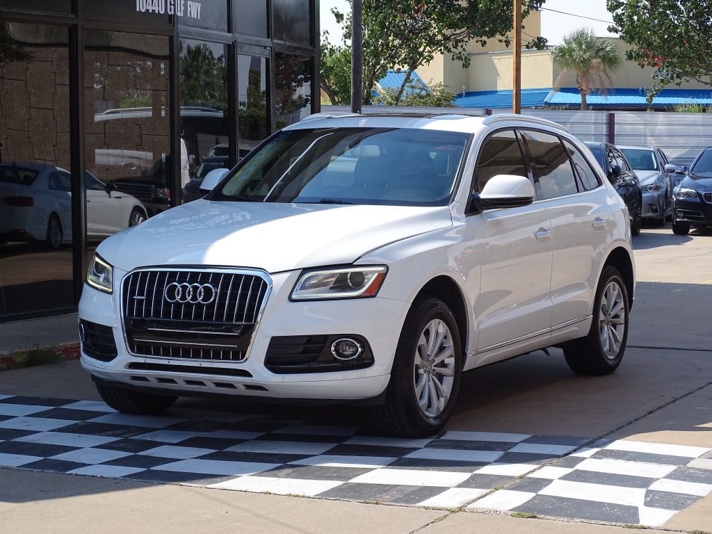 Photo 3 of this AUDI Q5