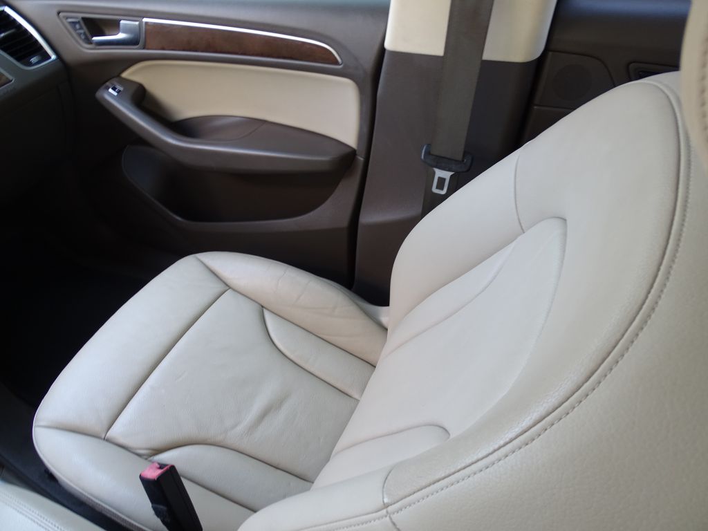 Photo 14 of this AUDI Q5