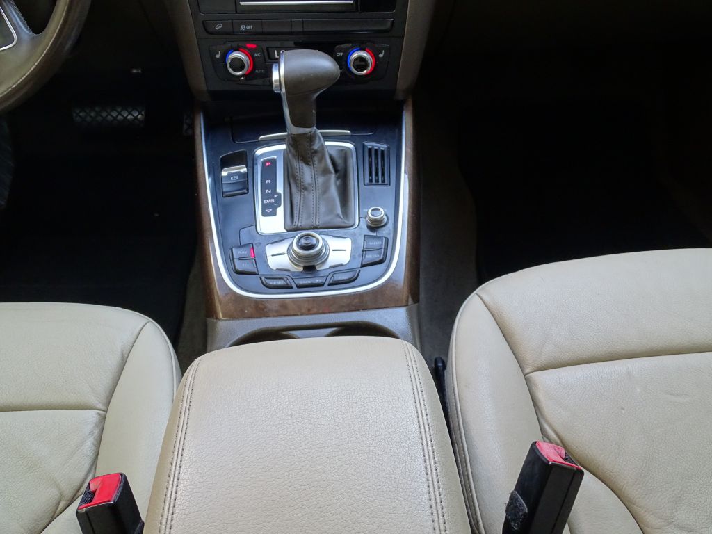 Photo 17 of this AUDI Q5