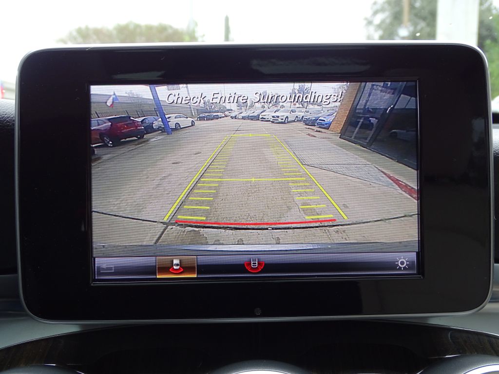 Photo 14 of this MERCEDES-BENZ GLC