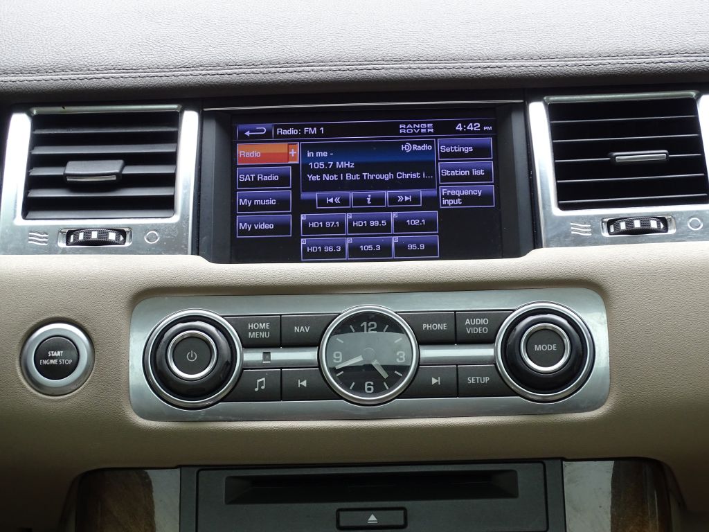 Photo 11 of this LAND ROVER RANGE ROVER SPO