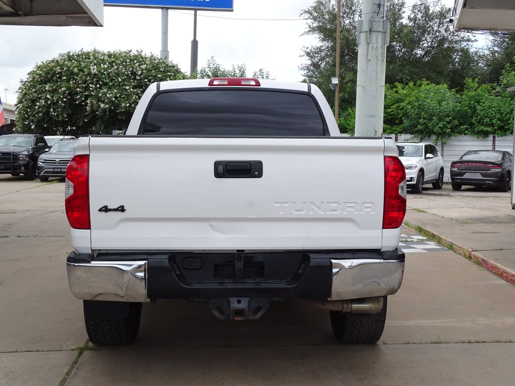 Photo 4 of this TOYOTA TUNDRA