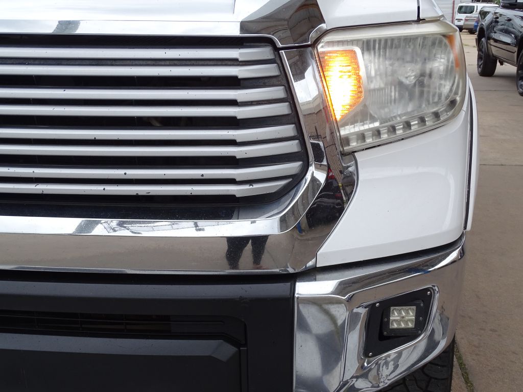 Photo 7 of this TOYOTA TUNDRA