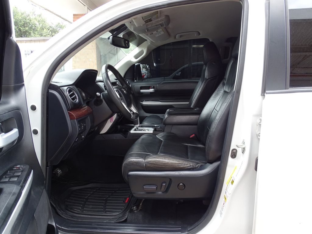 Photo 9 of this TOYOTA TUNDRA