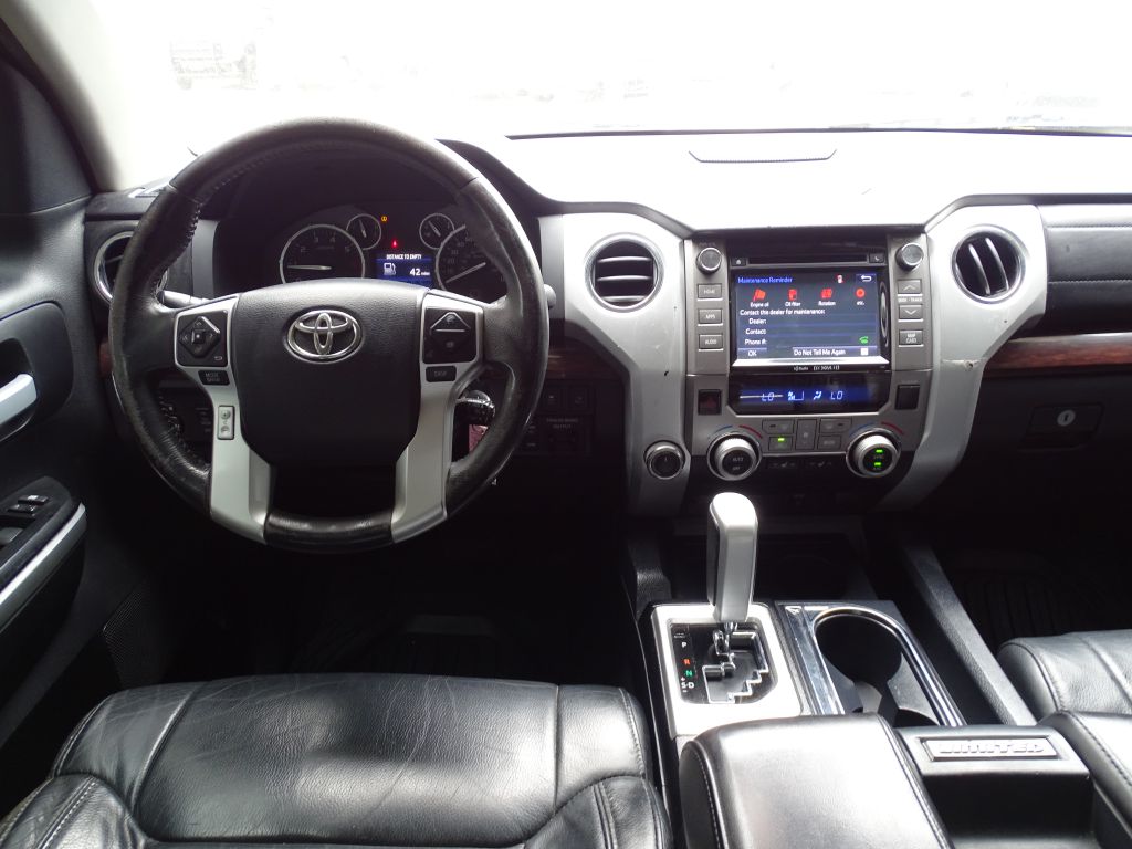 Photo 16 of this TOYOTA TUNDRA