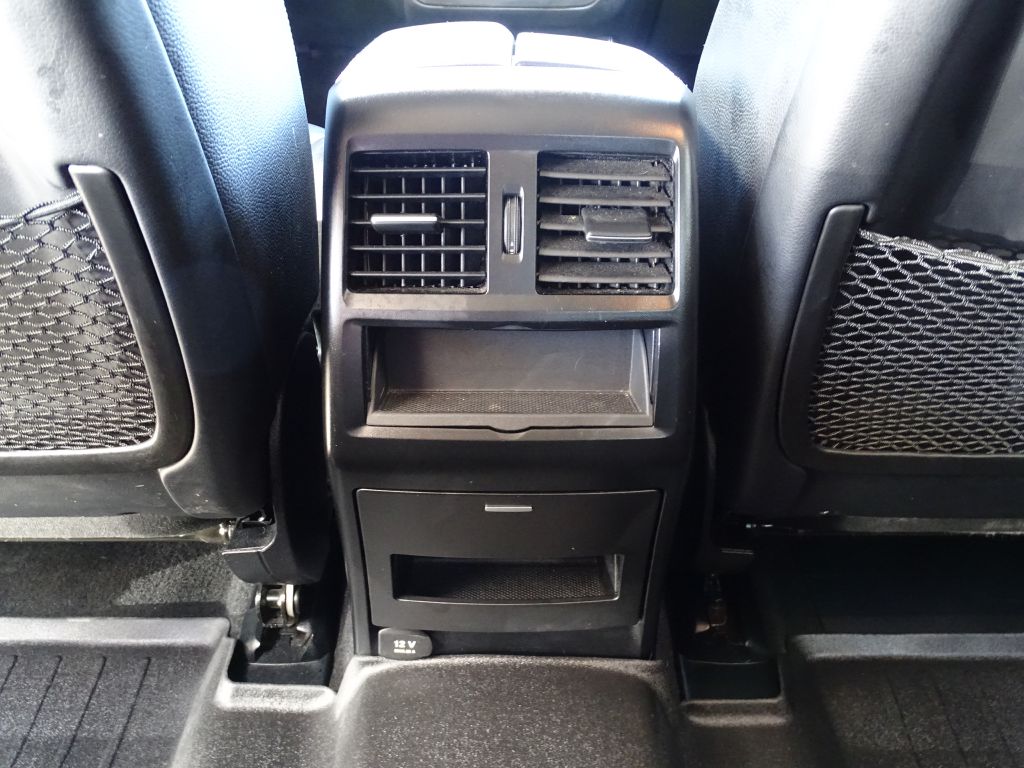 Photo 16 of this MERCEDES-BENZ ML