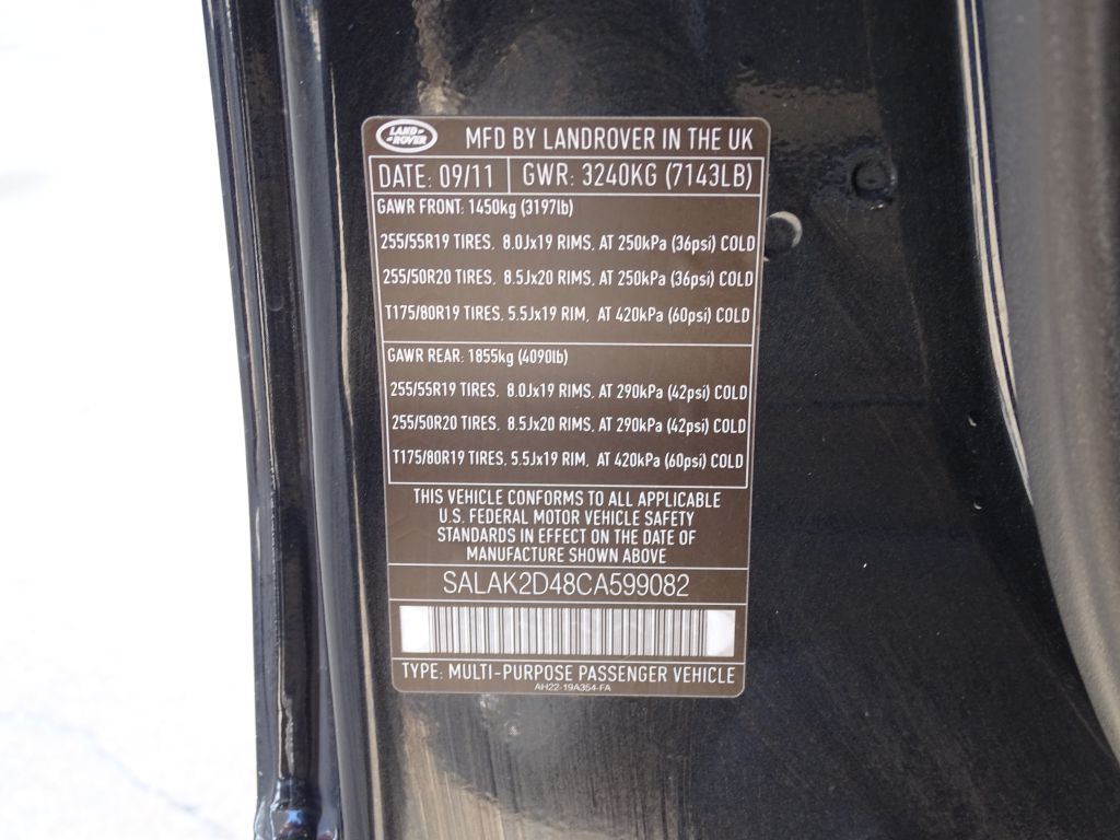 Photo 25 of this LAND ROVER LR4