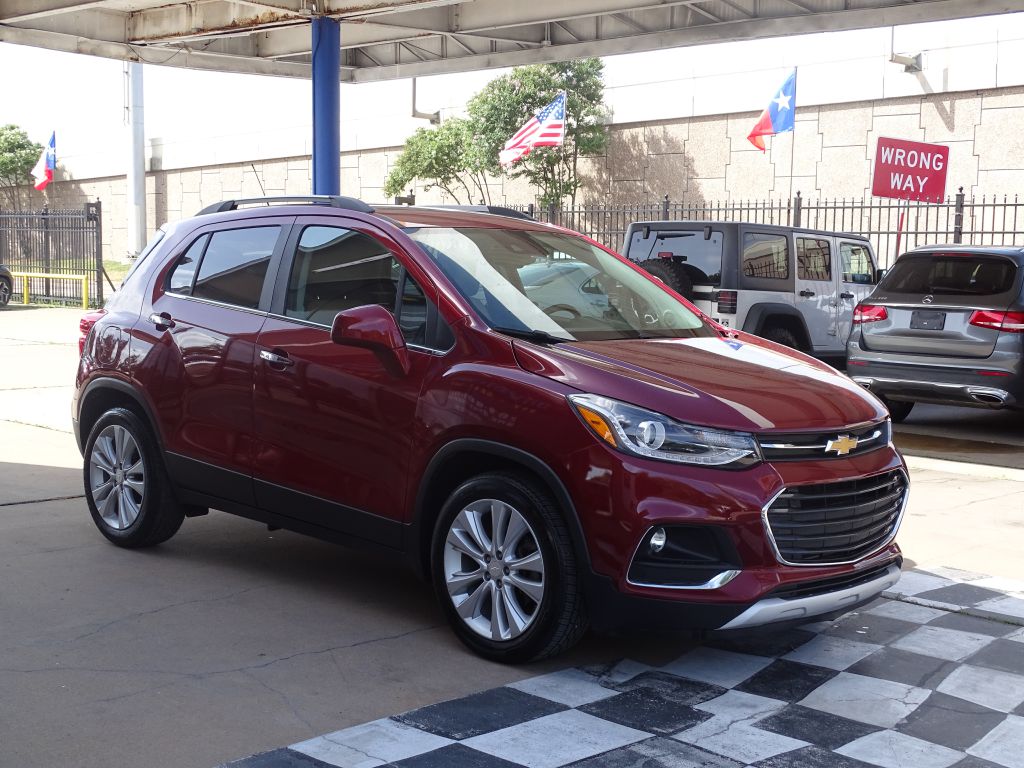 Photo 6 of this CHEVROLET TRAX