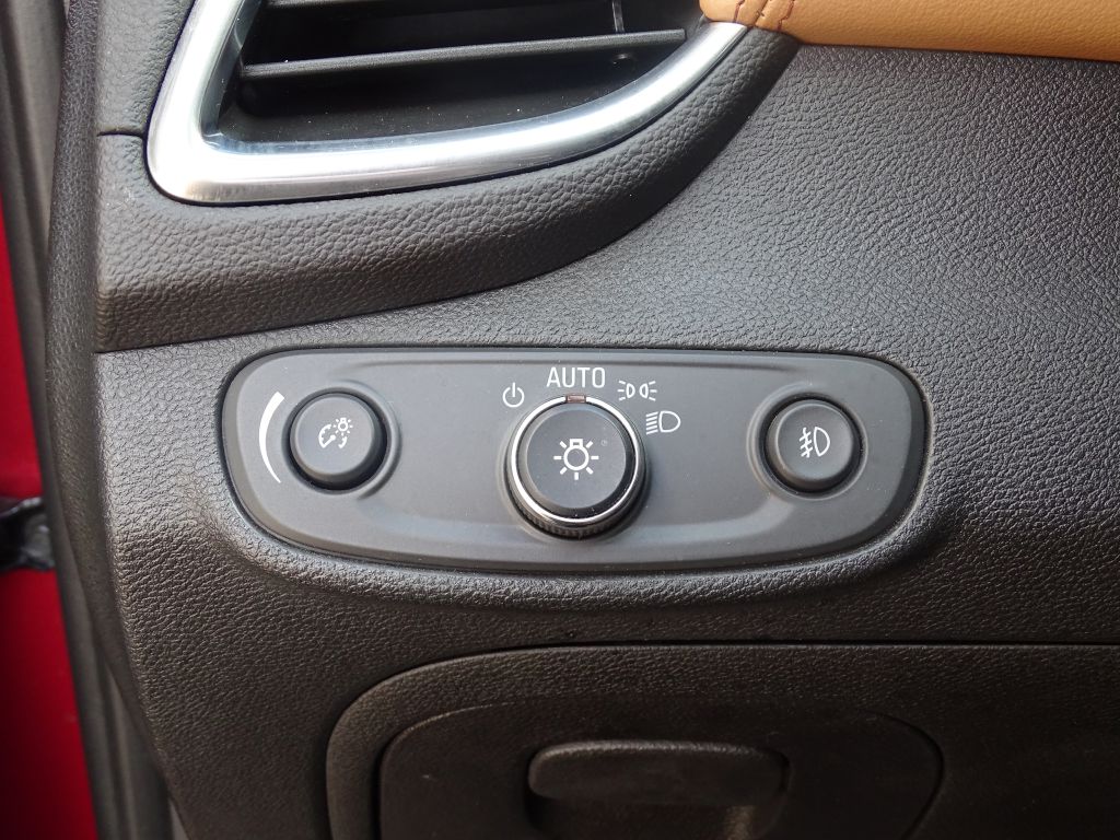Photo 9 of this CHEVROLET TRAX