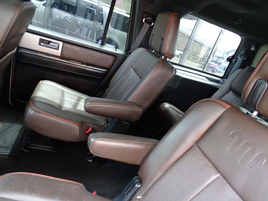 Photo 16 of this FORD EXPEDITION