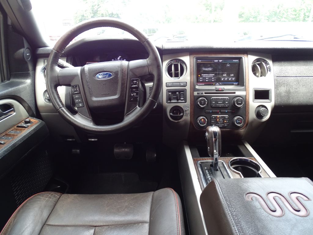 Photo 18 of this FORD EXPEDITION