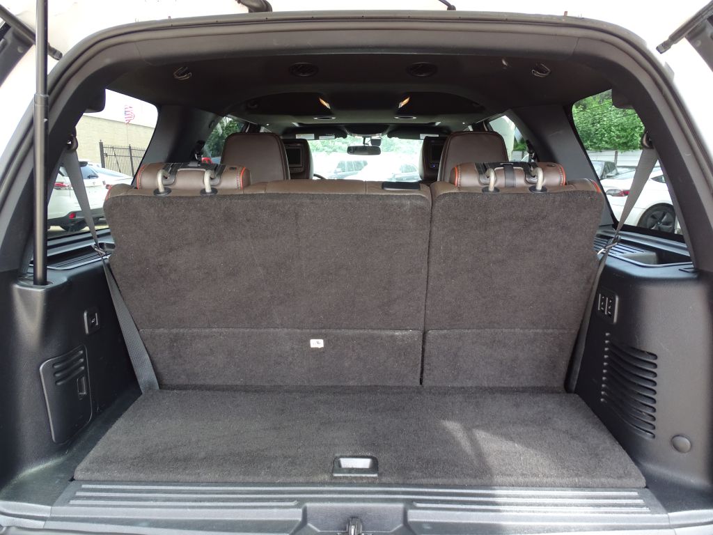 Photo 22 of this FORD EXPEDITION