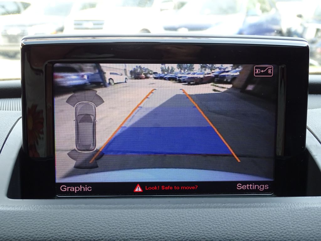 Photo 9 of this AUDI Q3