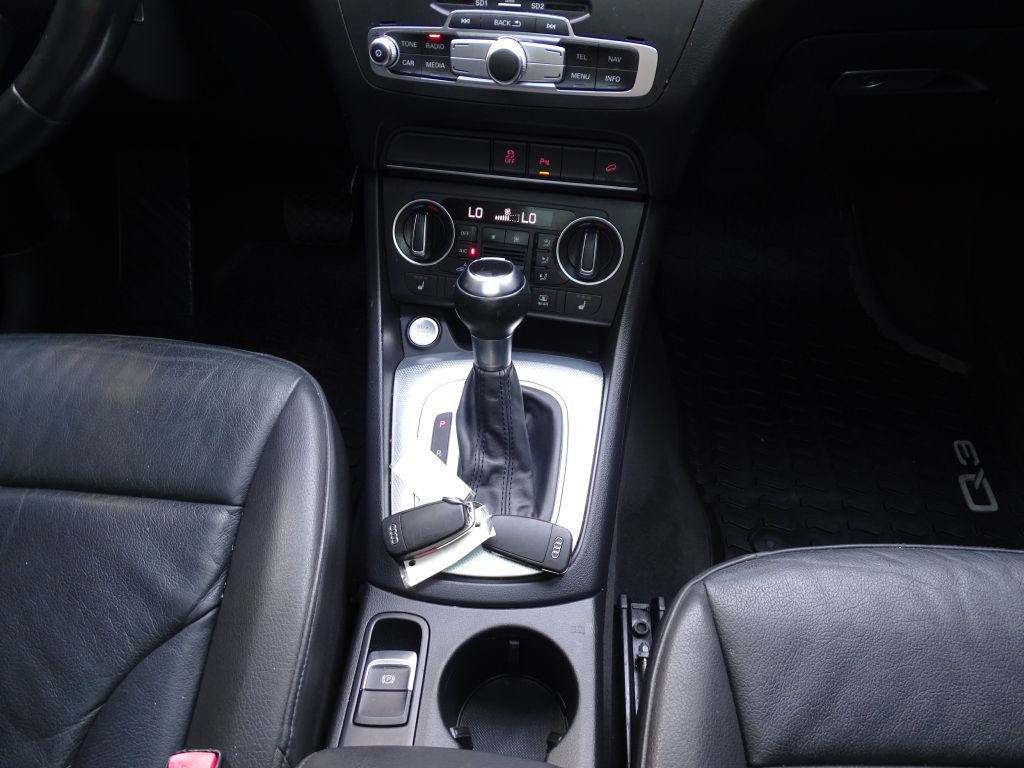 Photo 13 of this AUDI Q3