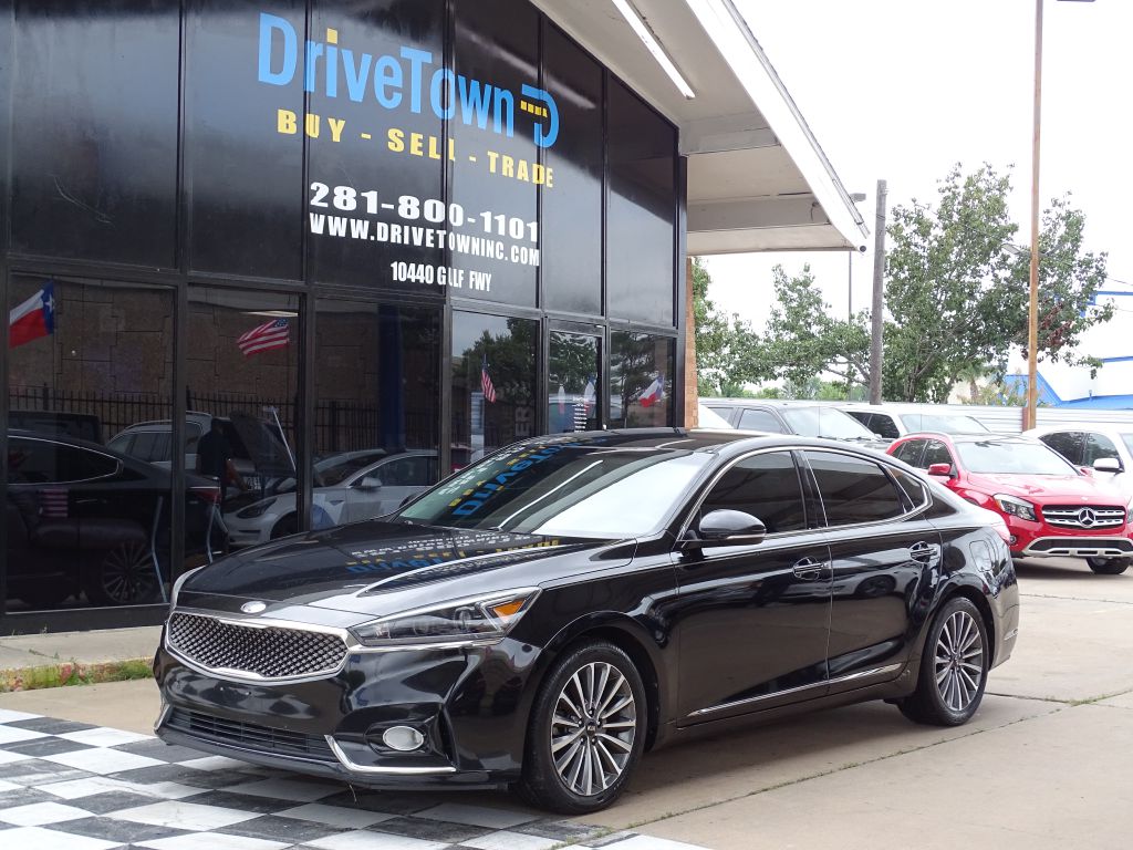 2017 KIA CADENZA