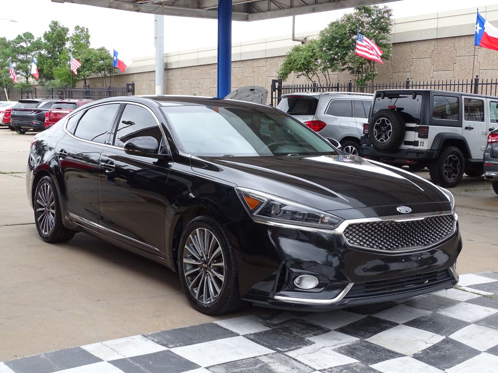 Photo 5 of this KIA CADENZA