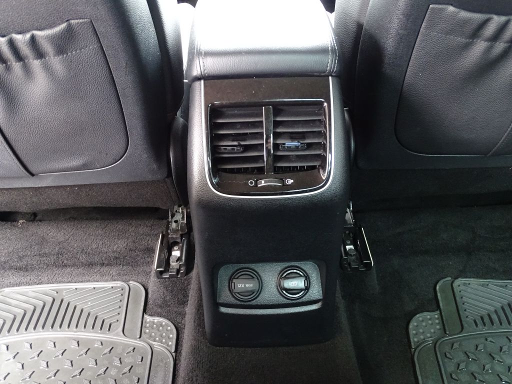 Photo 13 of this KIA CADENZA