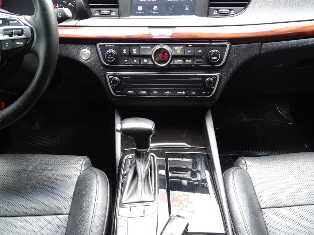 Photo 15 of this KIA CADENZA
