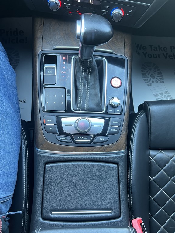 Photo 22 of this AUDI S6