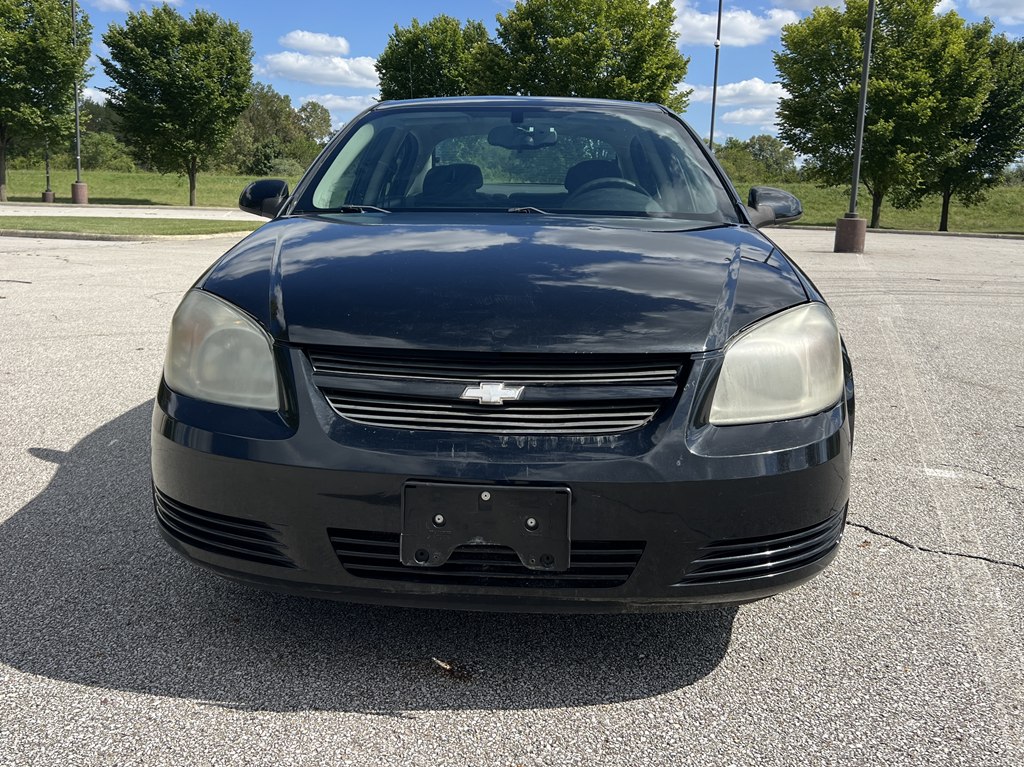 Photo 8 of this CHEVROLET COBALT