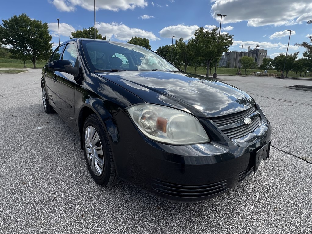 Photo 7 of this CHEVROLET COBALT