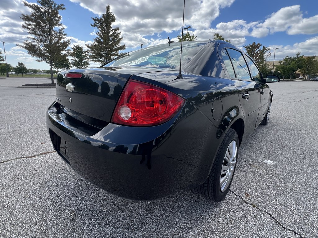 Photo 5 of this CHEVROLET COBALT
