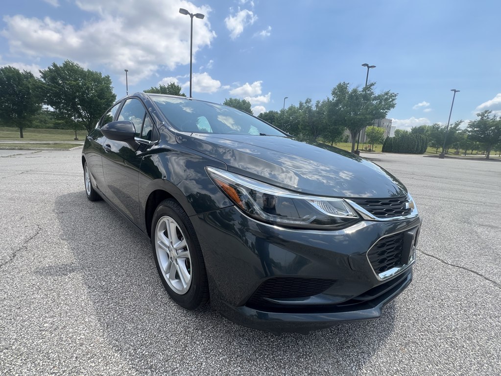 Photo 7 of this CHEVROLET CRUZE