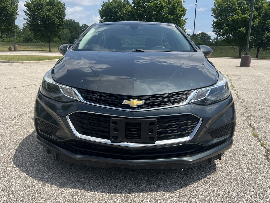 Photo 8 of this CHEVROLET CRUZE