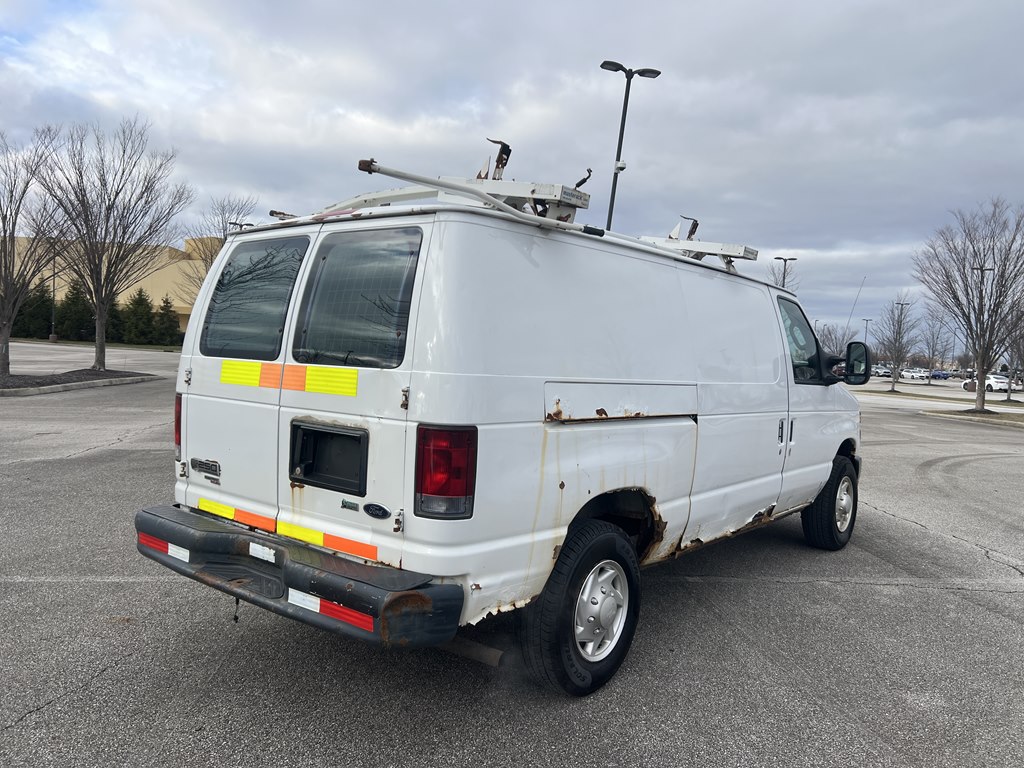 Photo 5 of this FORD ECONOLINE
